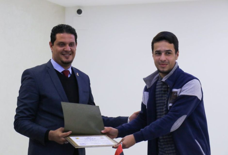 %D8%A7%D9%84%D8%B4%D9%87%D8%A7%D8%AF%D8%A7%D8%AA %D8%B9%D9%84%D9%8A %D8%A7%D9%84%D9%85%D8%AA%D8%AF%D8%B1%D8%A8%D9%8A%D9%86 %D8%A7%D9%84%D8%B0%D9%8A%D9%86 %D8%A7%D8%AC%D8%AA%D8%A7%D8%B2%D9%88%D8%A7 %D8%AF%D9%88%D8%B1%D8%A9 %D8%A3%D8%B3%D8%A7%D8%B3%D9%8A%D8%A7%D8%AA %D8%A7%D9%84%D8%B7%D9%84%D8%A7%D8%A1 17 a4be5f5b